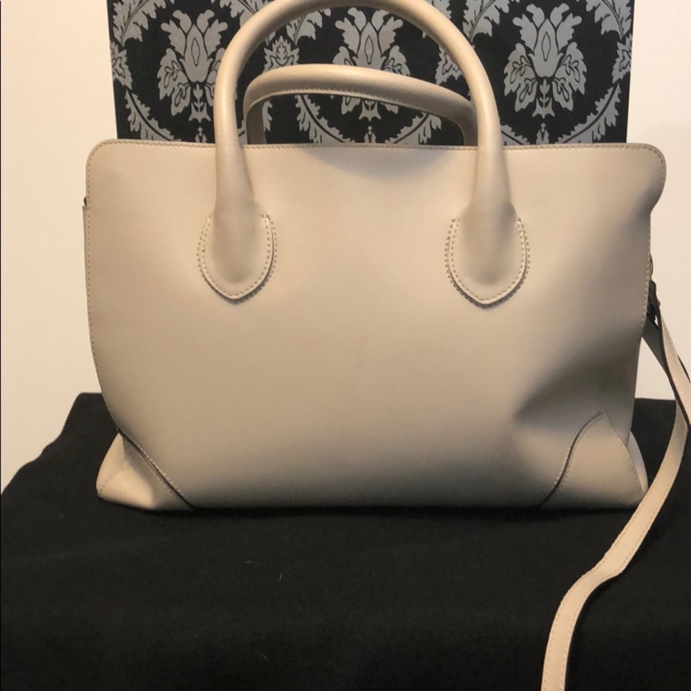 Large tote